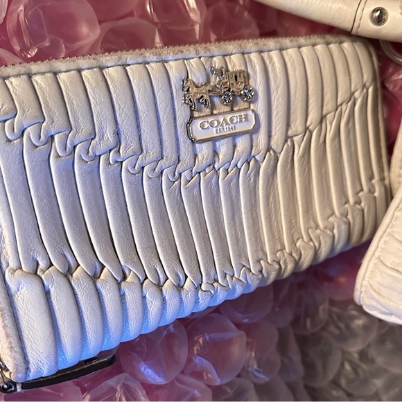 LOW START COACH Madison Sophia pleated leather satchel purse & wallet set - Picture 4 of 13